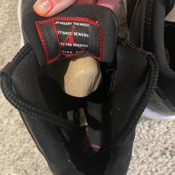 SOLD❗️Jordan 11 low (2022) - Picture 7 of 7